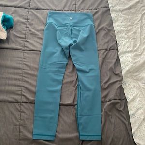 Lulu lemon capri leggings
